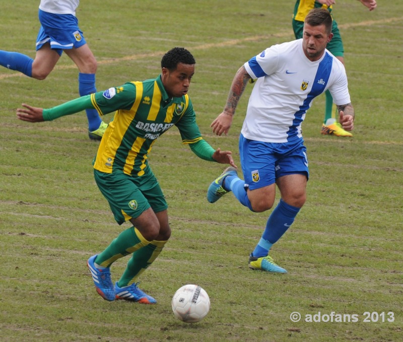 EREDIVIsie wedstrijd ADO Den Haag -Vitesse Arnhem 2 oktober 2013 