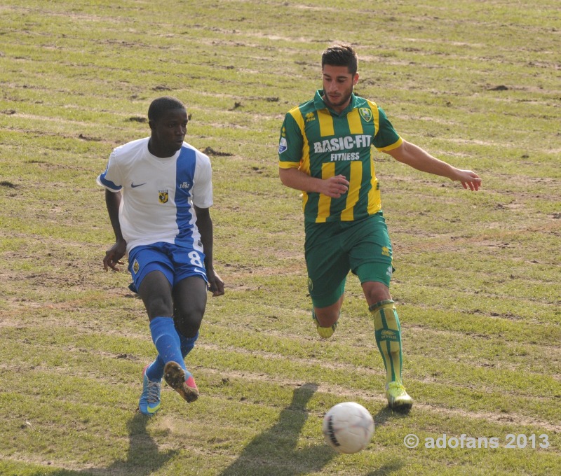 EREDIVIsie wedstrijd ADO Den Haag -Vitesse Arnhem 2 oktober 2013 