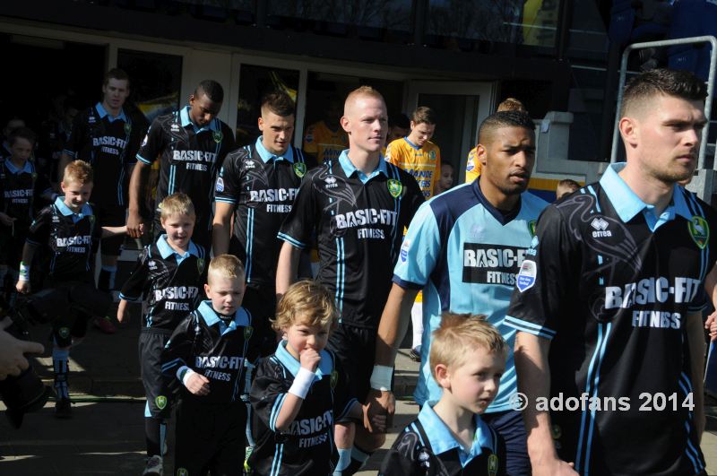 Foto's RKC Waalwijk - ADO Den Haag: 1-1