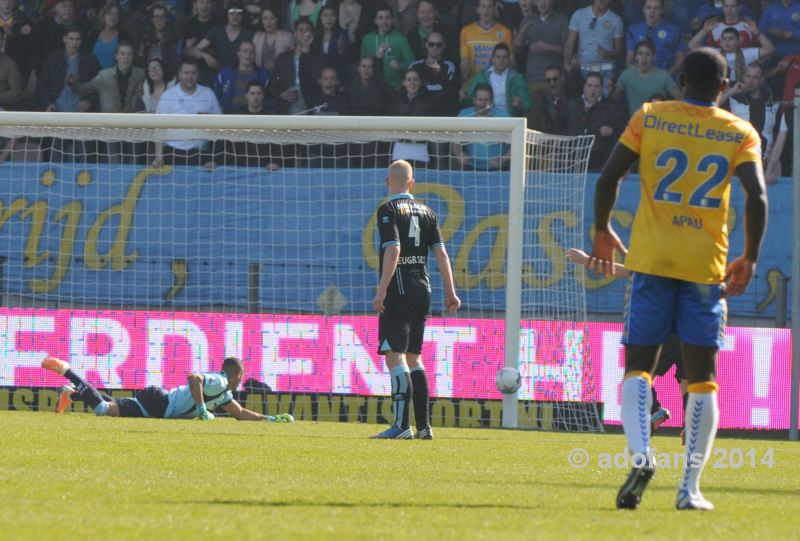 Foto's RKC Waalwijk - ADO Den Haag: 1-1