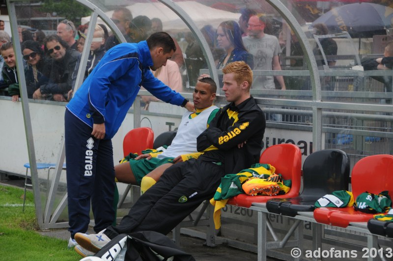 ADO Den Haag wint met 0-10 van laakkwartier