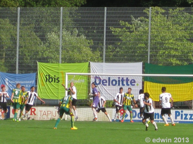 Fotos en video oefenwedstrijd ADO Den Haag - OFI Kreta (1-0)