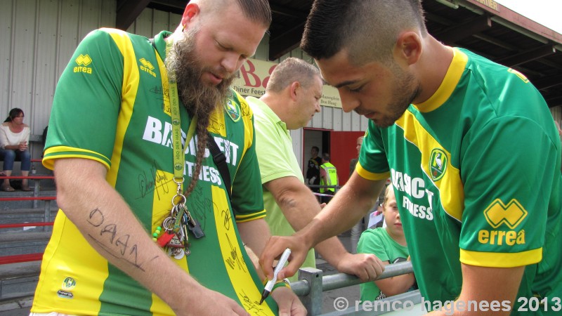 Fotos en video oefenwedstrijd ADO Den Haag - OFI Kreta (1-0)