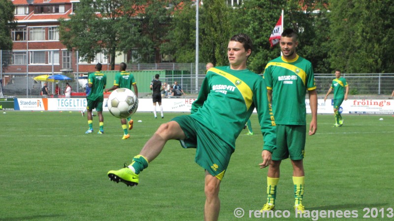 Fotos en video oefenwedstrijd ADO Den Haag - OFI Kreta (1-0)