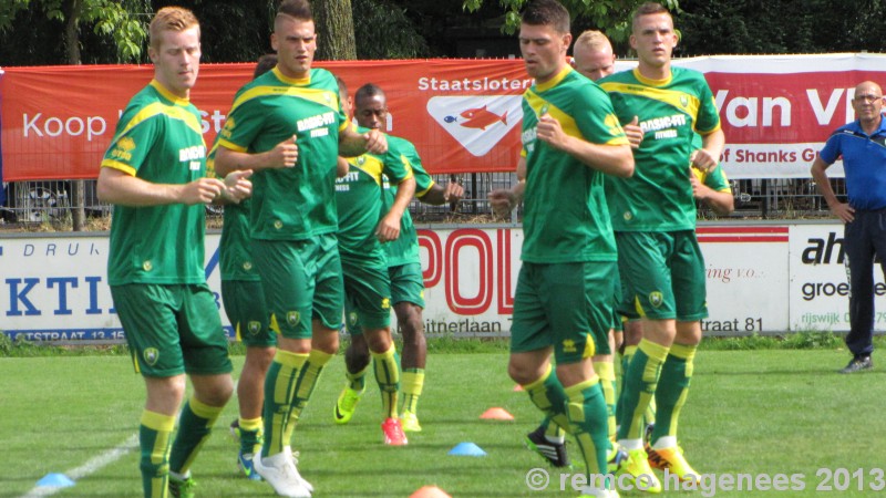 Fotos en video oefenwedstrijd ADO Den Haag - OFI Kreta (1-0)