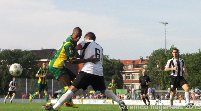 Fotos en video oefenwedstrijd ADO Den Haag - OFI Kreta (1-0)