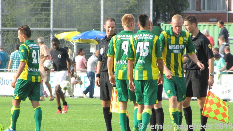 Fotos en video oefenwedstrijd ADO Den Haag - OFI Kreta (1-0)