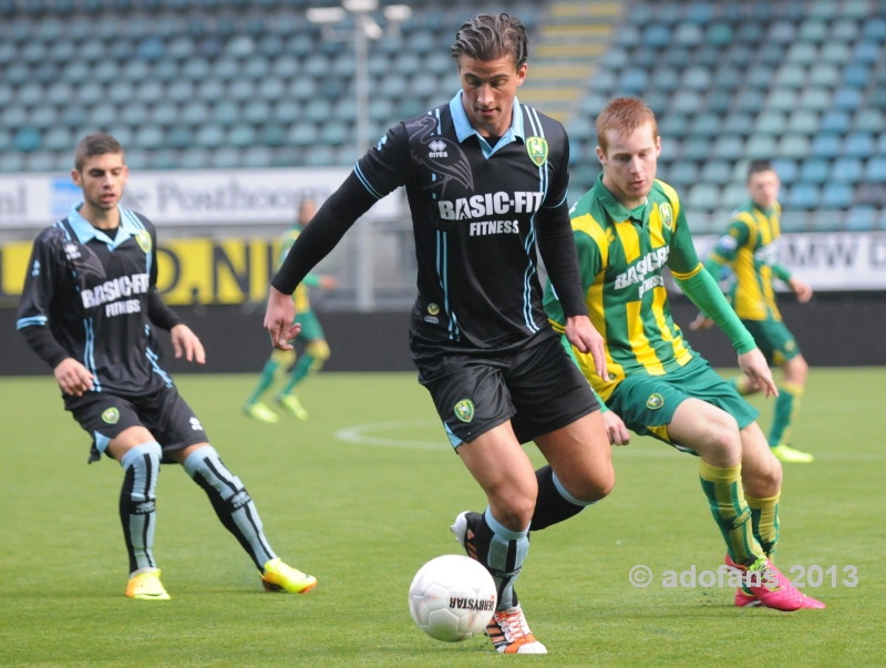 Foto's en verslag oefenduel ADO Den Haag - ADO Den Haag-2 (3-1)