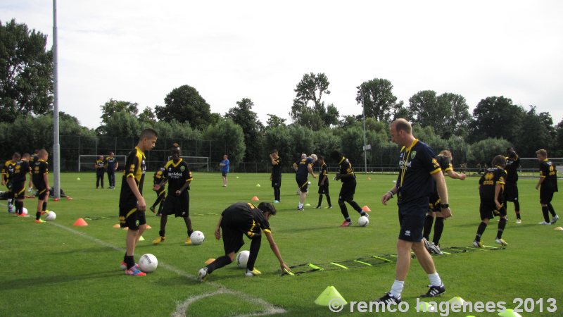 eerste training ADO Den Haag jeugdopleiding voor seizoen 2013-2014