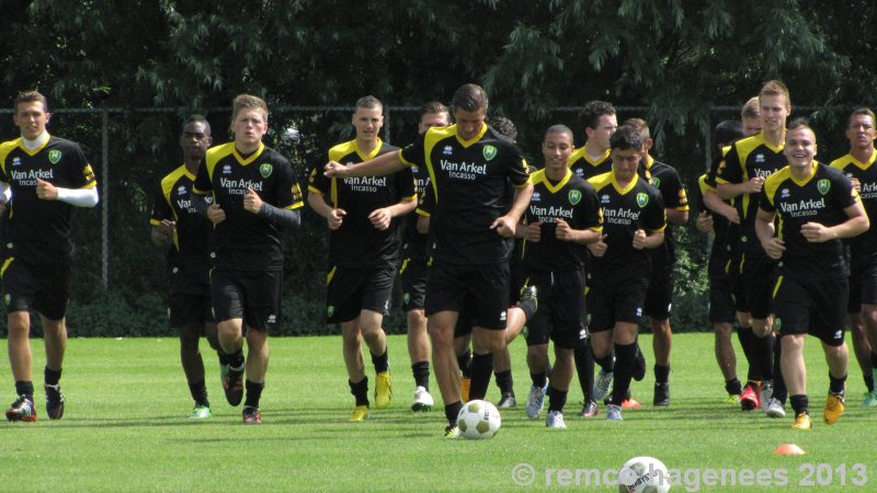 Japanse Jeugdspelers op proef bij ADO Den Haag