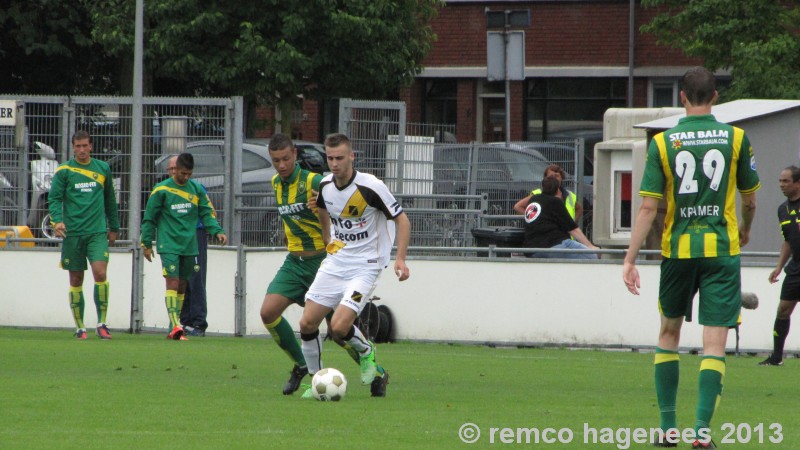 Foto's oefenwedstrijd Beloften ADO Den Haag - Beloften NAC Breda