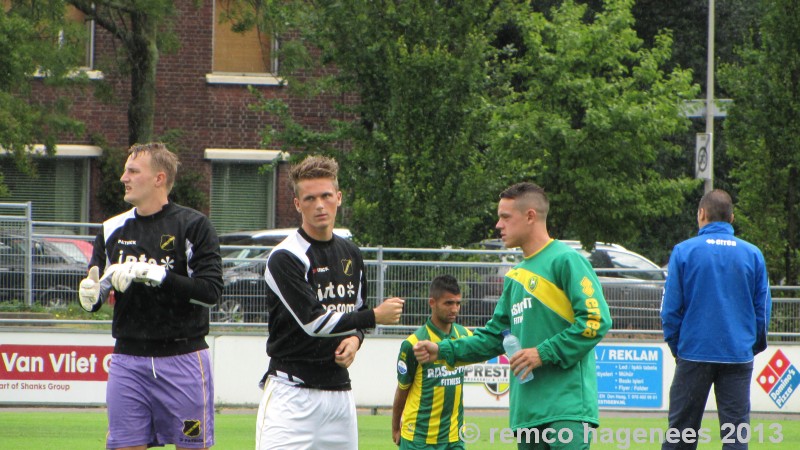 Foto's oefenwedstrijd Beloften ADO Den Haag - Beloften NAC Breda