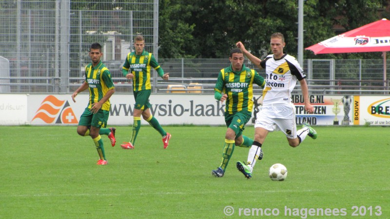 Foto's oefenwedstrijd Beloften ADO Den Haag - Beloften NAC Breda