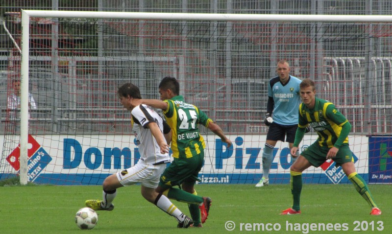 Foto's oefenwedstrijd Beloften ADO Den Haag - Beloften NAC Breda