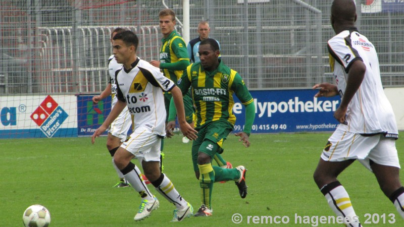 Foto's oefenwedstrijd Beloften ADO Den Haag - Beloften NAC Breda