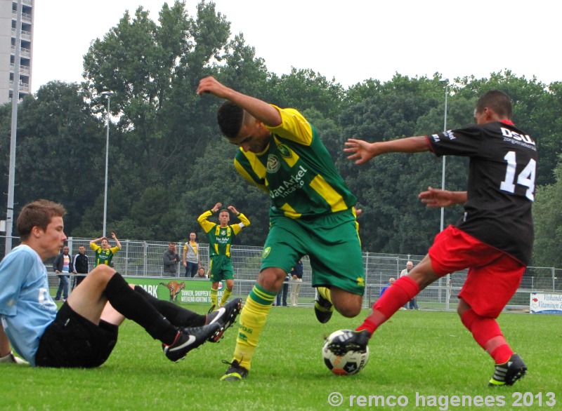 Foto's jeugdopleidingen ADO Den Haag 24-08-2013