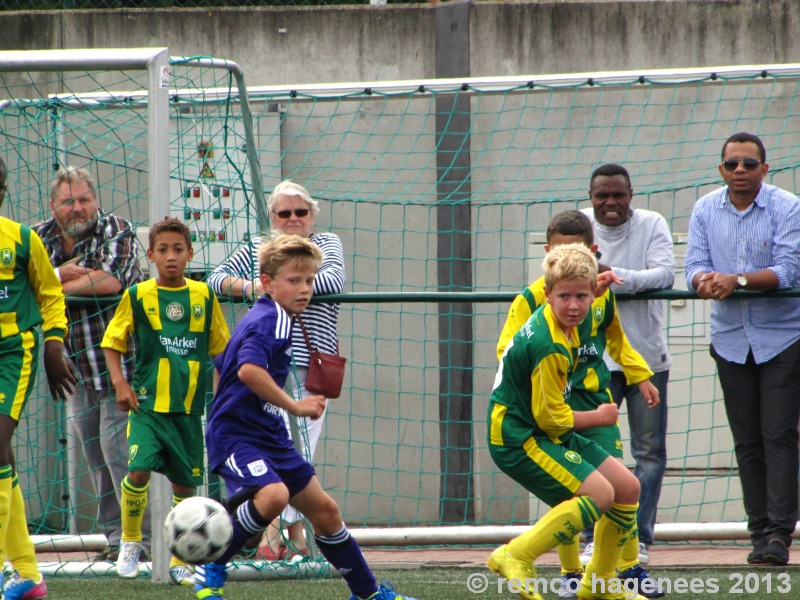 ADO Den Haag Jeugd elftallen op bezoek bij Racing club Anderlecht