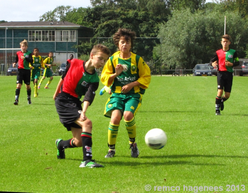 Jeugd ADO Den Haag 31-8-2013 tegen HVV en NEC/OSS