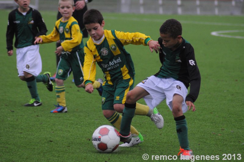 Foto's ADO Den Haag jeugdopleiding zaterdag 2 november