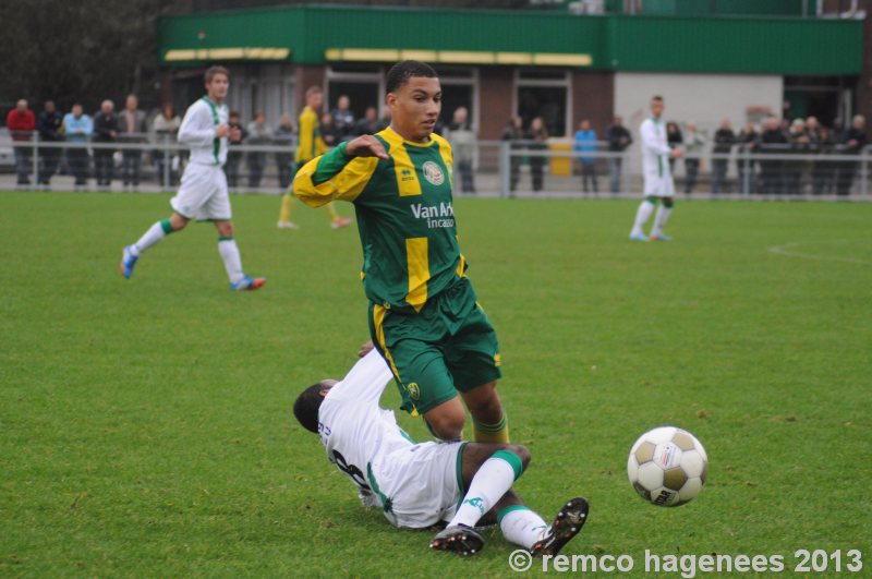 Foto's ADO Den Haag jeugdopleiding zaterdag 2 november