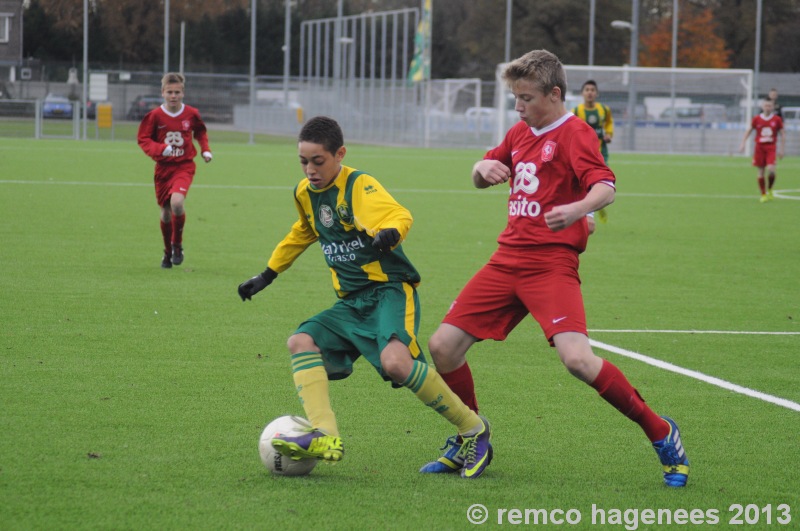 Foto's ADO Den Haag jeugdopleiding zaterdag 23 november 2013