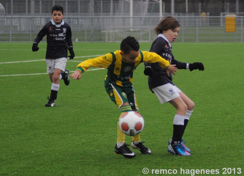 Foto's ADO Den Haag jeugdopleiding zaterdag 7 december