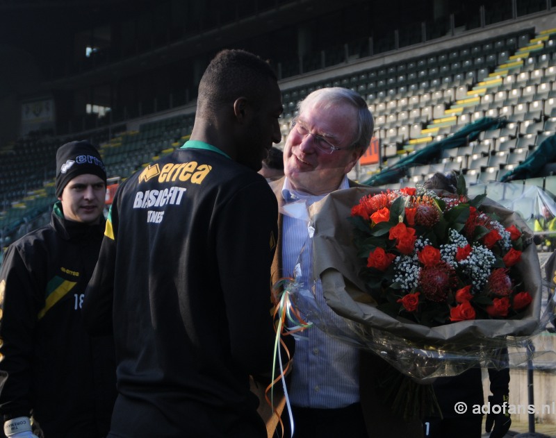  ADO Den Haag ontvangt kampioen Wilfried Kanon met erehaag