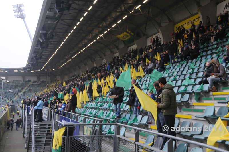 foto's ADO Den Haag op de valreep verdiend gelijk met Ajax