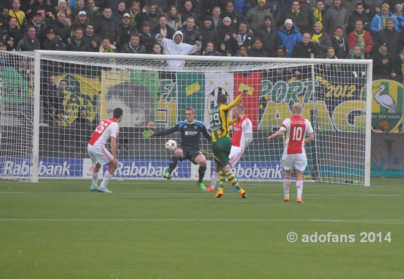 foto's ADO Den Haag op de valreep verdiend gelijk met Ajax