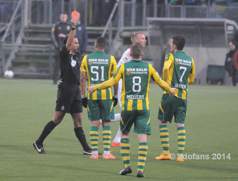 foto's ADO Den Haag op de valreep verdiend gelijk met Ajax