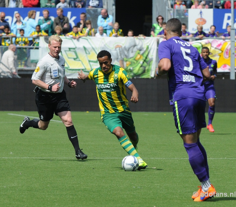 ADO Den Haag verliest nipt van PSV