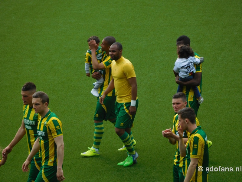 Sfeer foto ADO Den Haag PSV 17-mei 2015