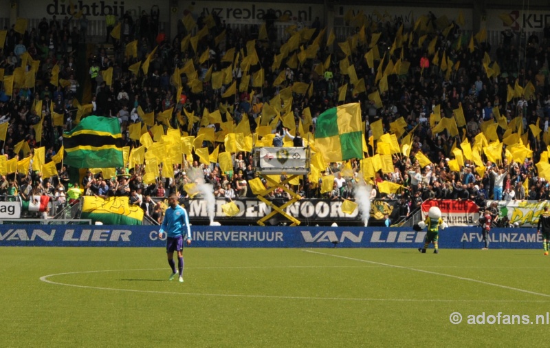 Sfeer foto ADO Den Haag PSV 17-mei 2015