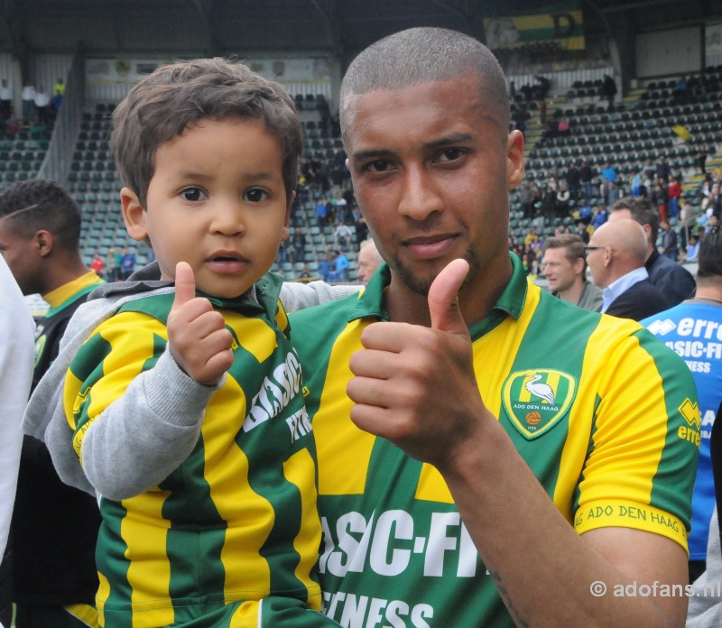 Sfeer foto ADO Den Haag PSV 17-mei 2015