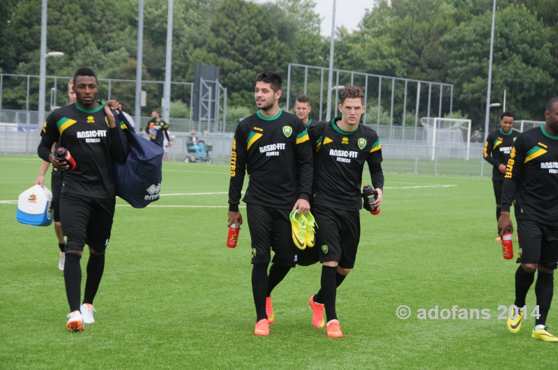 foto's 1e training ADO Den Haag seizoen 2014-2015