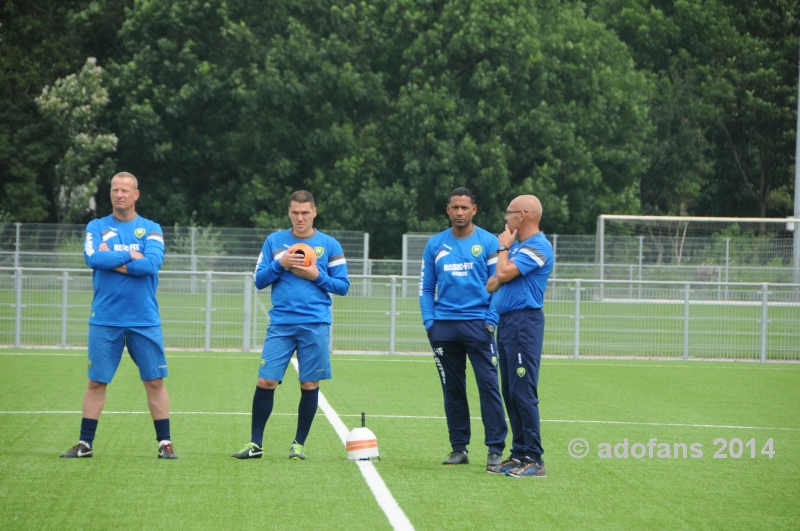 foto's 1e training ADO Den Haag seizoen 2014-2015