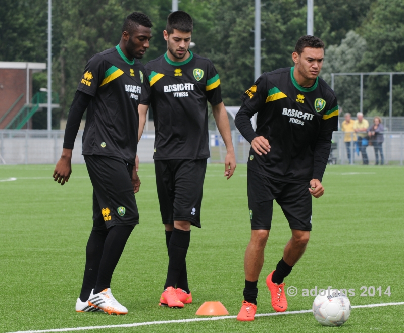 foto's 1e training ADO Den Haag seizoen 2014-2015