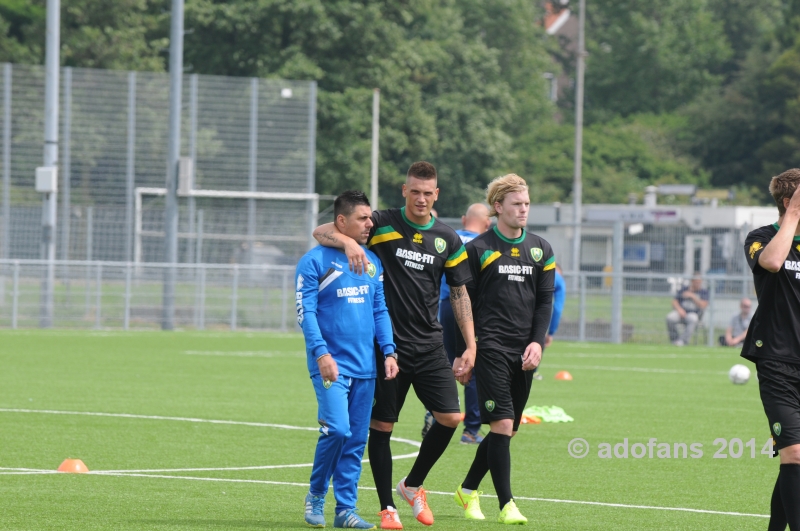 foto's 1e training ADO Den Haag seizoen 2014-2015