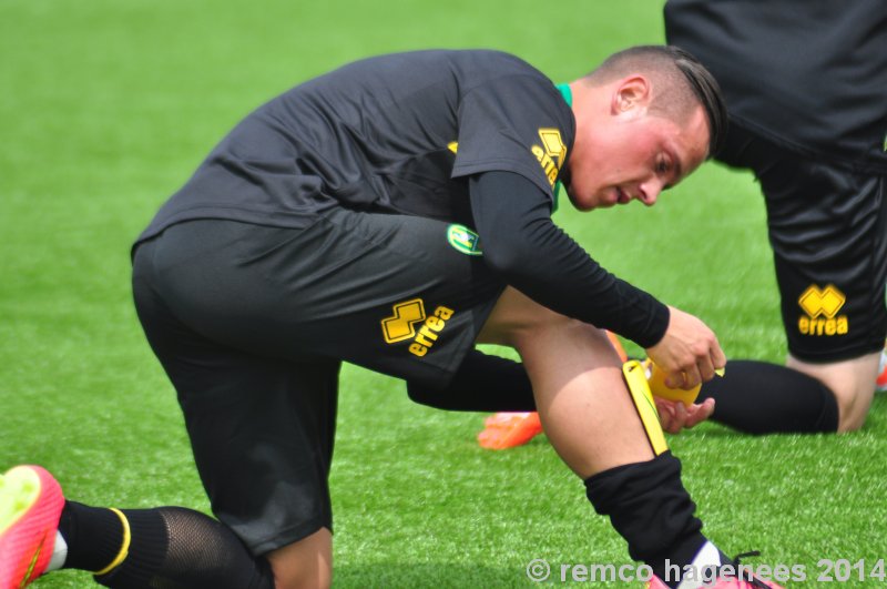 foto's 1e training ADO Den Haag seizoen 2014-2015