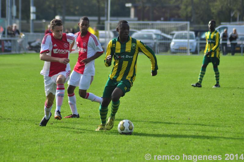 Foto_s wedstrijden ADO Den Haag jeugdopleiding  18 oktober 2014