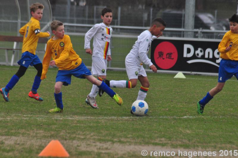 ADO Den Haag Jeugdopleidingen tegen VVV/Helmond DHC 