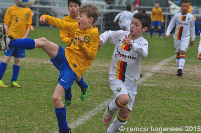 ADO Den Haag Jeugdopleidingen tegen VVV/Helmond DHC 