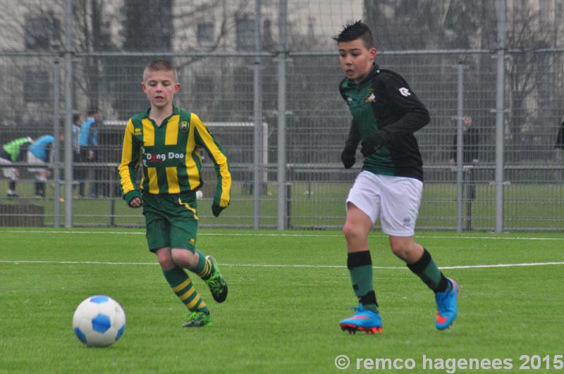 ADO Den Haag Jeugdopleidingen tegen VVV/Helmond DHC 