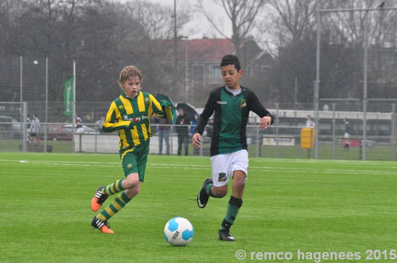 ADO Den Haag Jeugdopleidingen tegen VVV/Helmond DHC 