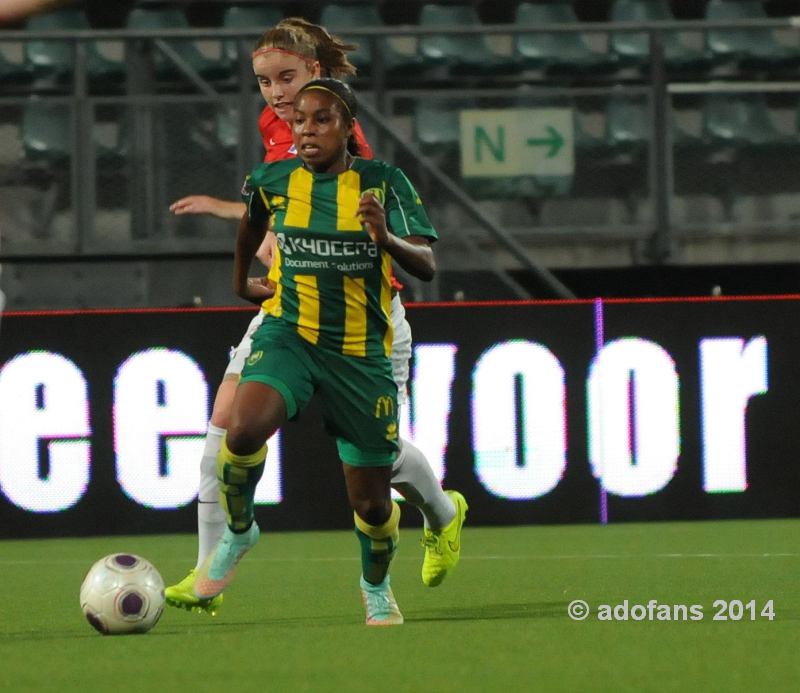 Vrouwenvoetbal: Foto's ADO Den Haag - PSV/FC Eindhoven