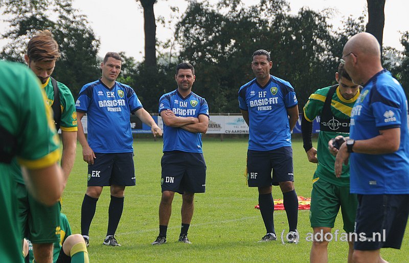 ADO Den Haag trainer Henk Fraser: "We moeten geleidelijk groeien"