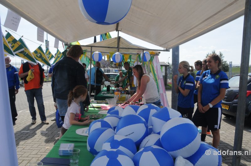 Foto's Open Dag  ADO Den Haag 2015-2016