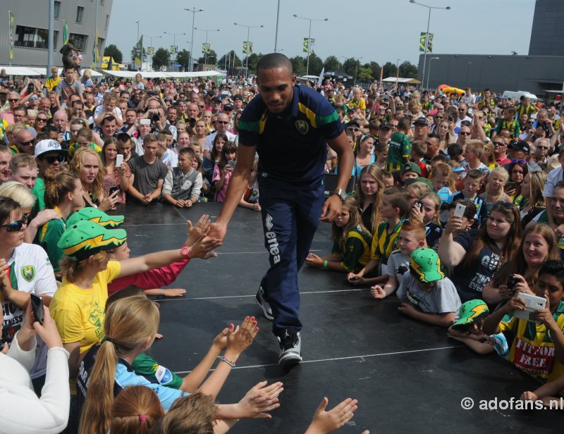 Foto's opendag ADO Den Haag 2015