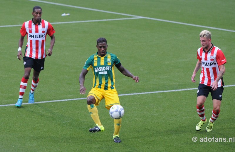 ADO Den Haag PSV Ruben schaken