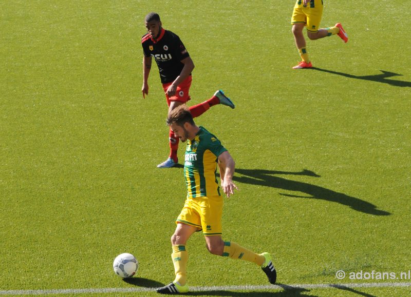 Verslag en foto`s: Puntverlies na drie keer voorsprong: ADO - Excelsior 3-3